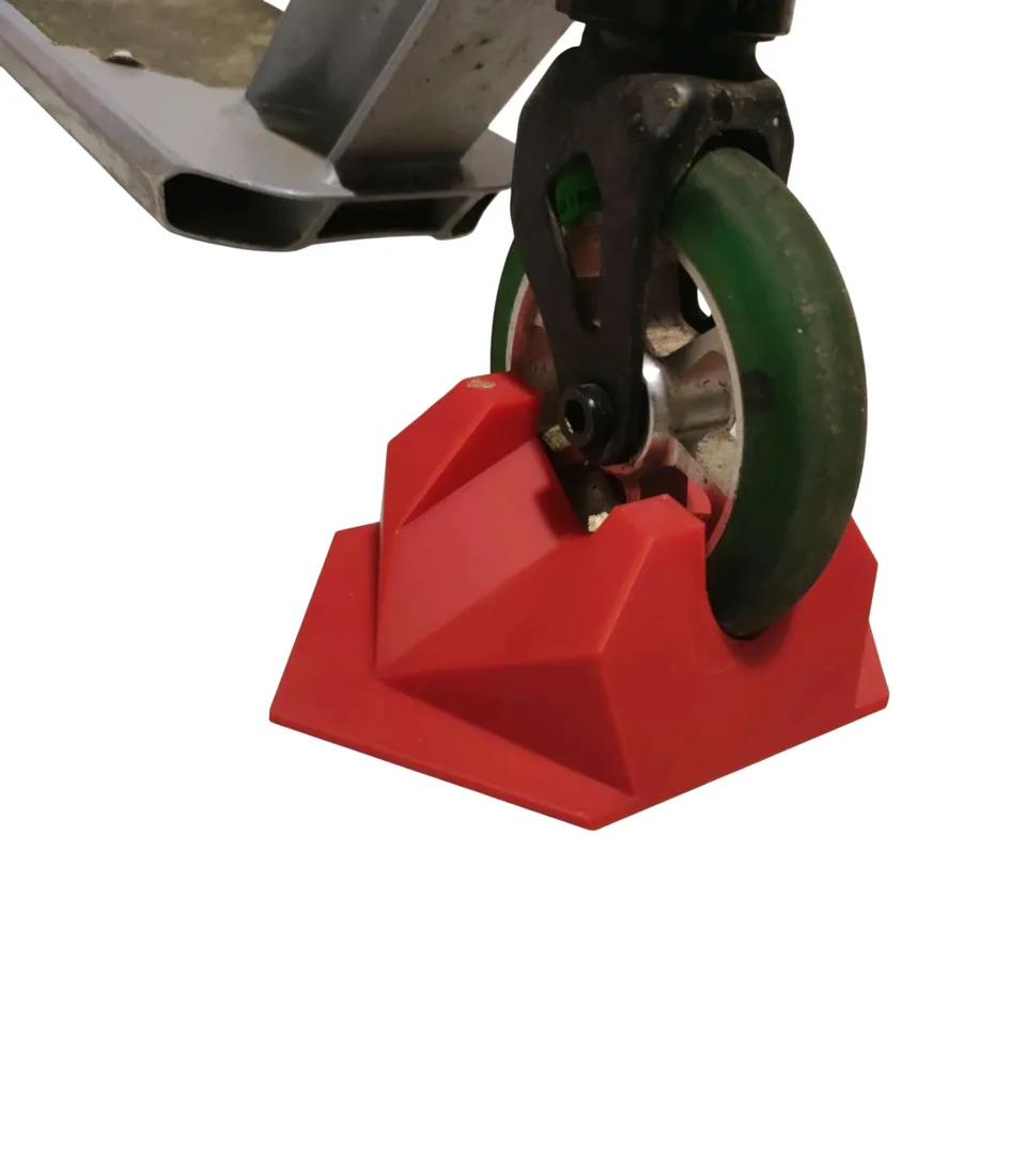 scooter-stand-czerwony-stan-nowy