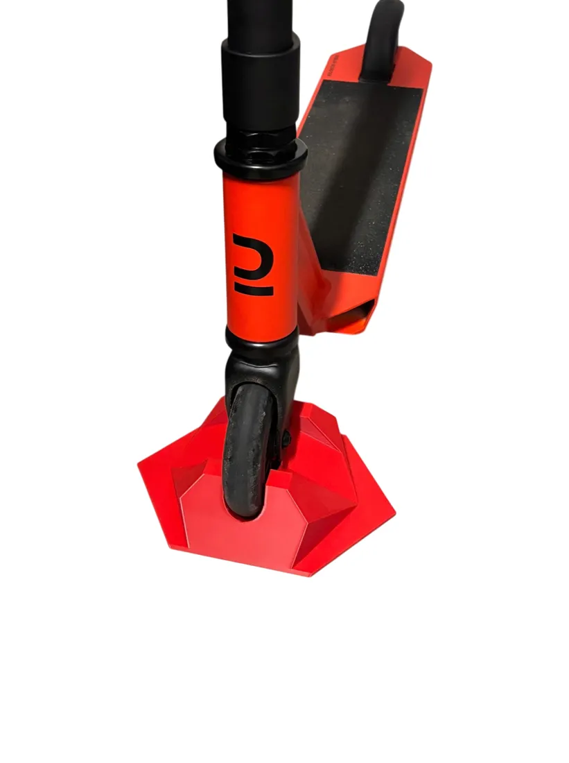 scooter-stand-czerwony-stan-nowy