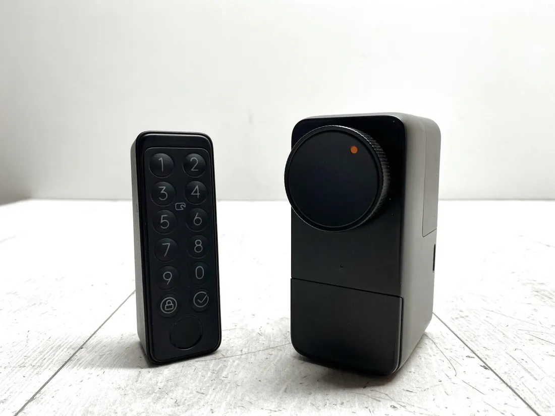 inteligentny-zamek-do-drzwi-switchbot-lock-pro-wifi