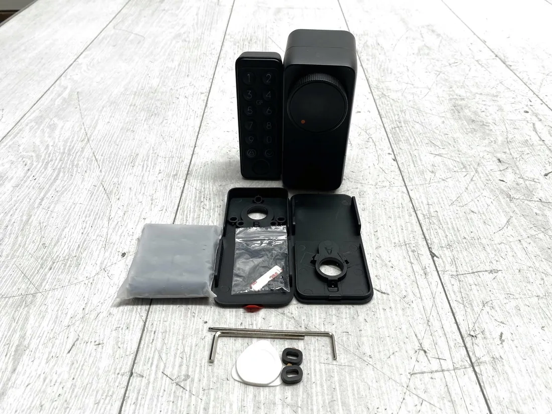 inteligentny-zamek-do-drzwi-switchbot-lock-pro-wifi-stan-powystawowy