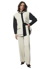 trendyol-komplet-damski-sweter-bezowy-z-czarnymi-lamowkami-l-5ea