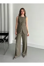 komplet-damski-khaki-bez-rekawow-z-guzikami-i-kieszeniami-l-5ga
