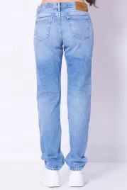 calvin-klein-jeans-niebieskie-jeansy-mom-jeans-z-przetarciami-26-32-xta