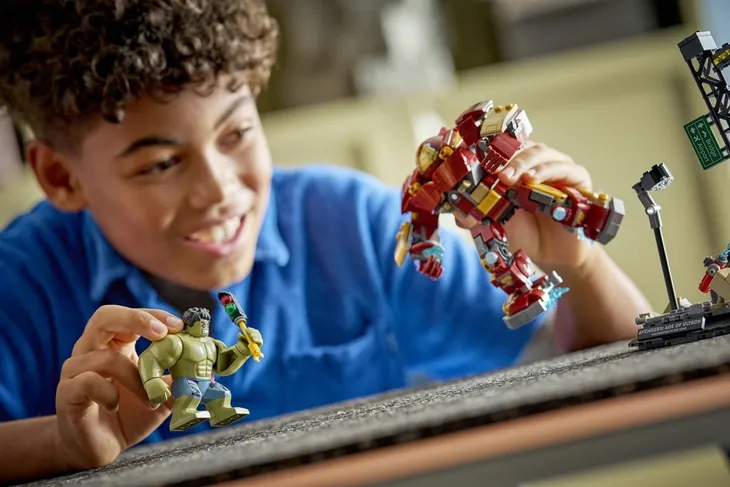 lego-marvel-epicka-bitwa-hulkbuster-kontra-hulk