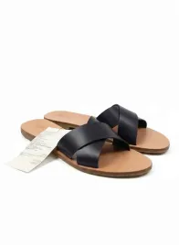 find-granatowe-skorzane-klapki-damskie-casual-na-plaskiej-podeszwie-40-j8a