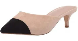 the-drop-bezowe-klapki-z-czarnym-szpiczastym-noskiem-na-slupku-385-6ca