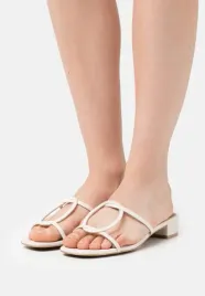 who-what-wear-alexa-klapki-biale-42-5-4ca