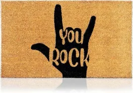 wycieraczka-pod-drzwi-z-wlokna-kokosowego-40x70cm-z-napisem-you-rock