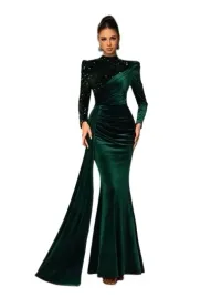 shein-zielona-welurowa-suknia-wieczorowa-z-cekinami-38-1kb