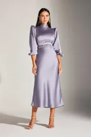 elegancka-sukienka-wieczorowa-midi-z-polgolfem-i-bufami-42-5ga