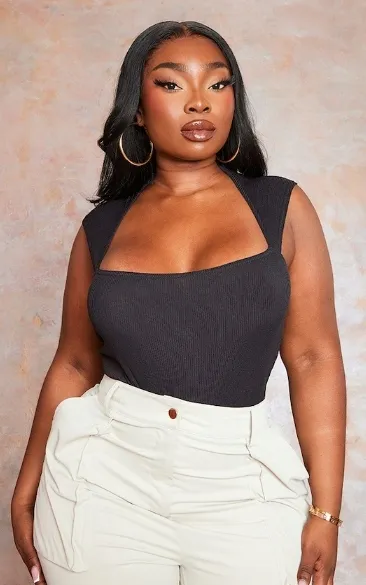 prettylittlething-plus-size-body-prazkowane-44-ejp