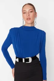 trendyol-niebieskie-body-z-golfem-i-dlugimi-rekawami-38-5ea
