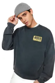 trendyol-man-bluza-meska-czarna-z-nadrukiem-i-okraglym-dekoltem-xs-5da