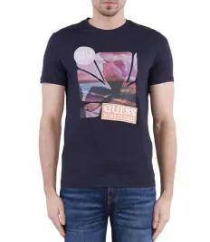 guess-t-shirt-meskie-granatowy-z-nadrukiem-z-przodu-m-opa