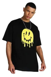 boohooman-czarny-t-shirt-meski-z-zoltym-nadrukiem-usmiechu-s-z3a
