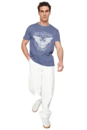 trendyol-man-meski-t-shirt-niebieski-z-nadrukiem-i-okraglym-dekoltem-m-5da