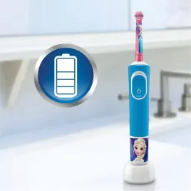 szczoteczka-elektryczna-oral-b-frozen-niebieska