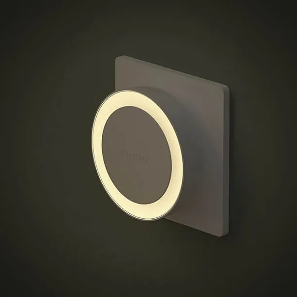 inteligentna-lampka-gniazdkowa-plug-in-light-sensor-nightlight-waga-z-opakowaniem-1-kg