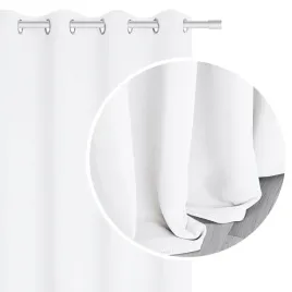 zaslona-zaciemniajaca-140x250-biala-gotowa-na-przelotkach-hold-blackout