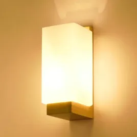 lampa-scienna-comely-nowoczesna-biala-drewno-i-szklo-oprawa-e27