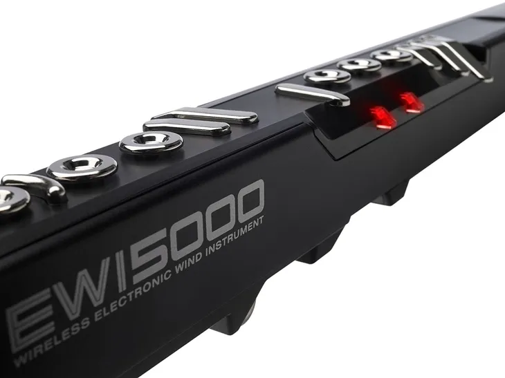 saksofon-akai-ewi-5000-kod-producenta-ewi-5000