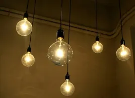 lampa-sufitowa-wiszaca-zyrandol-pajak