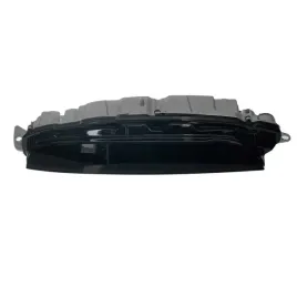 land-range-rover-2023-lampa-tylna-lewa-w-blotnik-nowa-lr152173