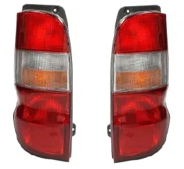toyota-hi-ace-95-06-lampy-tylne-komplet-tyc-nowe