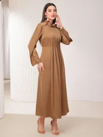 kc25220-shein-sukienka-maxi-brazowa-elegancka-plisowana-23-m