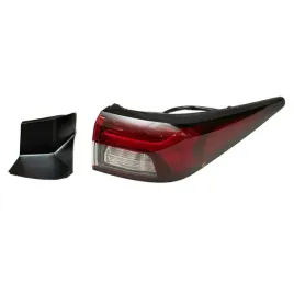 mitsubishi-outlander-2023-lampa-tylna-zewnetrzna-led-prawa-nowa-8331a178