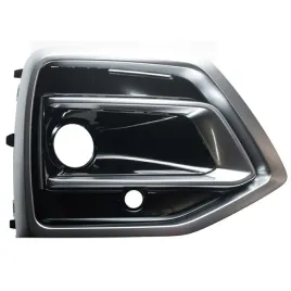 audi-q5-80d-2021-atrapa-zderzaka-przedniego-zaslepka-halogenu-prawa