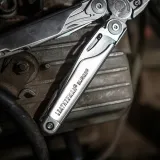 multitool-leatherman-surge-new-830165-stan-nowy-liczba-dodatkowych-narzedzi-21