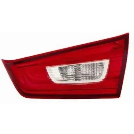 mitsubishi-asx-10-lampa-tylna-wewnetrzna-prawa-w-klape-nowa-8336a088