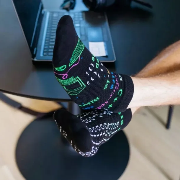 kolorowe-stopki-todo-socks-code-mode-low-35-38-rozmiar-35-38