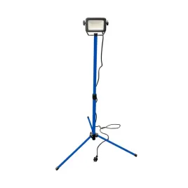 schwabe-optiline-led-reflektor-30w-3600-lumen-stojak-ip65-4000k