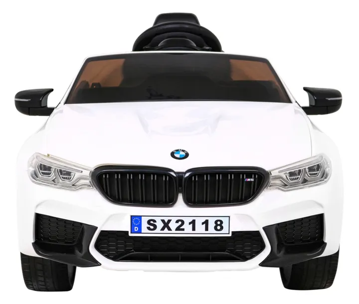 pojazd-bmw-m5-drift-bialy