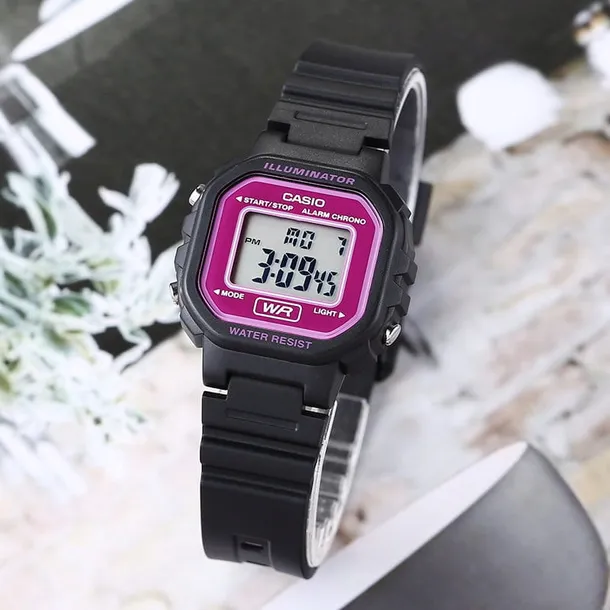 zegarek-damski-casio-la-20wh-4adf-marka-casio