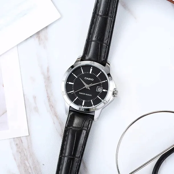 zegarek-casio-collection-ltp-v004l-1audf-ksztalt-koperty-niestandardowy