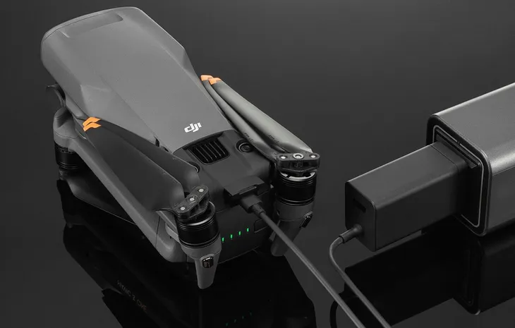 ladowarka-sieciowa-65w-dji-mavic-3-kod-taryfy-celnej-8504406090