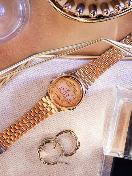 zegarek-casio-a171weg-9aef-ksztalt-koperty-niestandardowy
