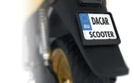 biketec-ramka-pod-tablice-rejestracyjna-skuter-scooter-kolor-czarny-47870