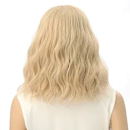 peruka-faelbaty-w-kolorze-blond-z-grzywka-i-falami