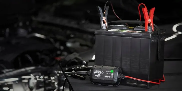 prostownik-ladowarka-inteligentna-noco-genius-5eu-booster-marka-noco