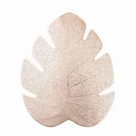 zlota-podkladka-na-stol-w-ksztalcie-liscia-monstera-pod-talerze-44x36cm