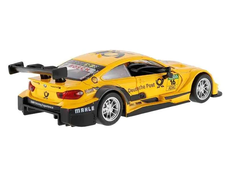 model-1-44-bmw-m4-dtm-zolty-model-m4-dtm