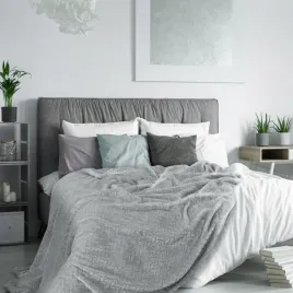 koc-narzuta-z-mikrofibry-150x200-cindy-srebrny