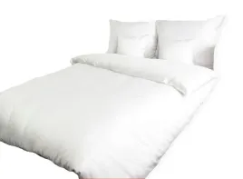 posciel-z-kory-140x200-biala-jednobarwna-zapinana-na-guziki-100percent-bawelna