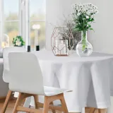 obrus-stella-150-cm-okragly-bialy-o-strukturze-plotna-kolor-bialy-dlugosc-33-cm