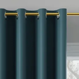 zaslona-gotowa-typu-blackout-na-przelotkach-140cm-x-250cm-petrol