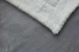 koc-sherpa-150x200-szary-bialy-z-mikrofibry-baranek